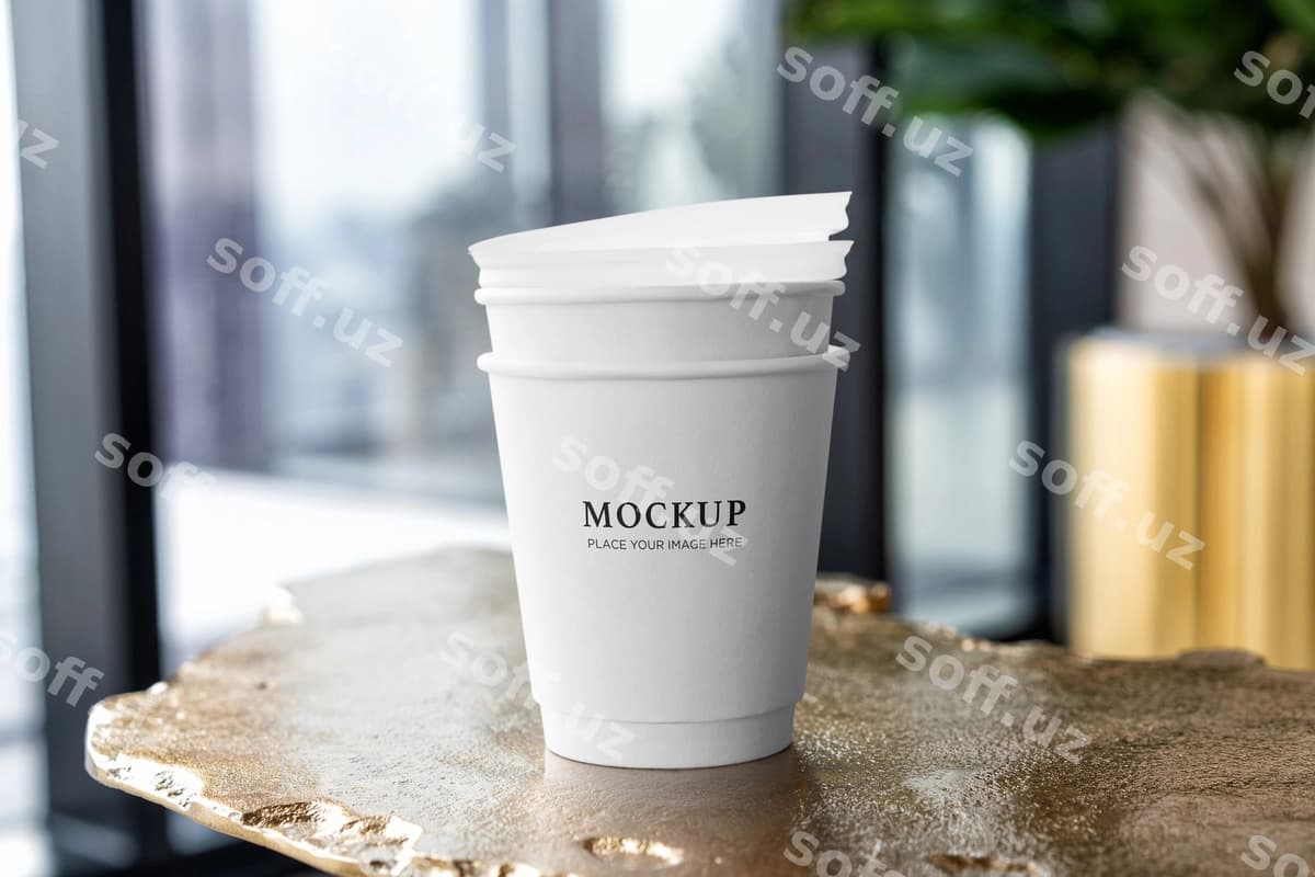 Kofe qog'oz stakan maket stoli | Coffee paper cup mockup table