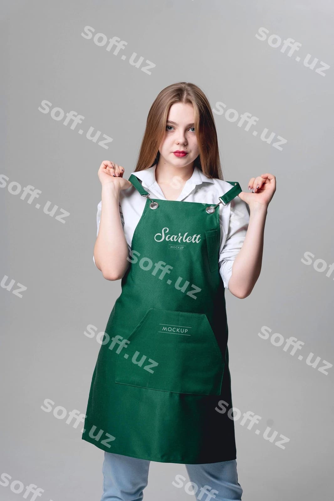 Premiyalar logotipi mockup yashil favvina | Premium logo mockup green apron
