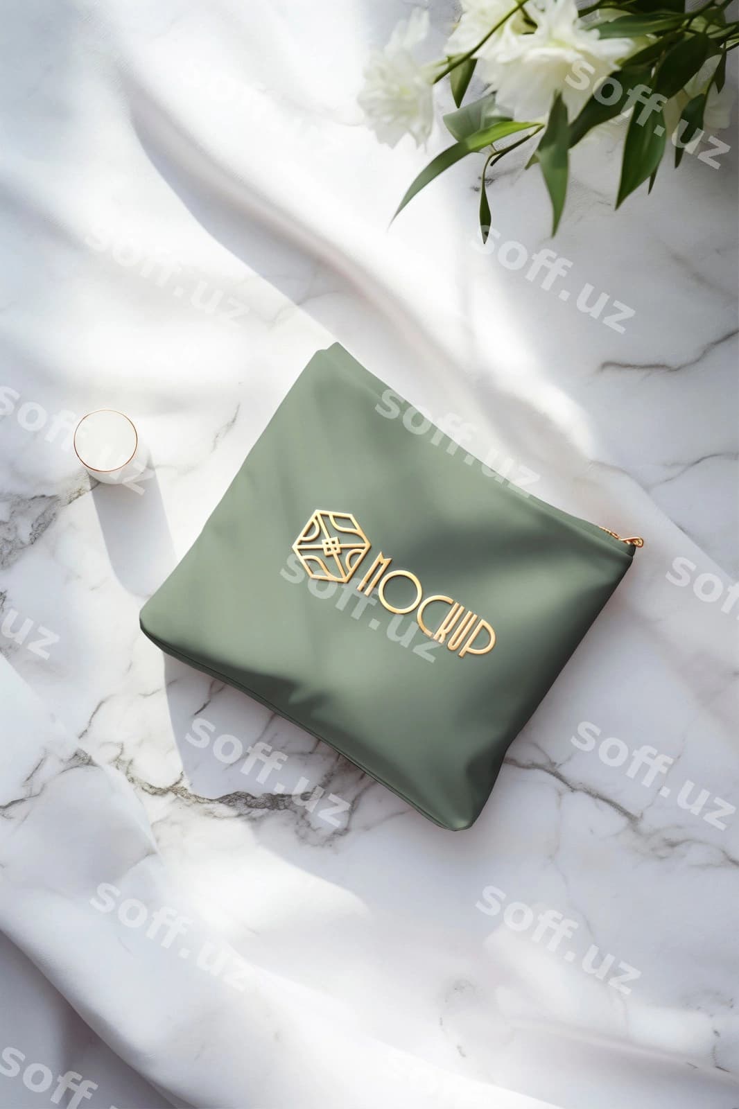 Tozalash sumkasi namunasi | Toiletry bag mockup