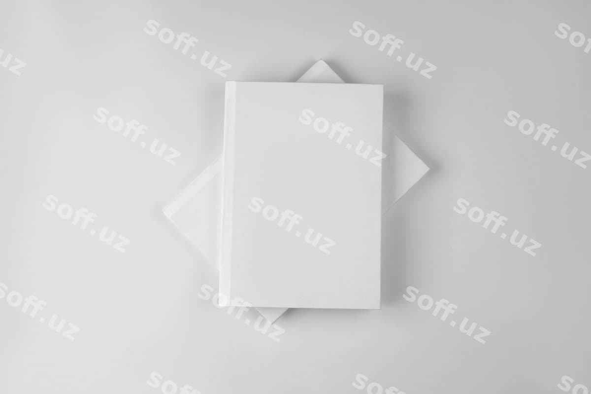 Yuqori ko'rinish etiketli daftar namunasi | Top view label notebook mockup