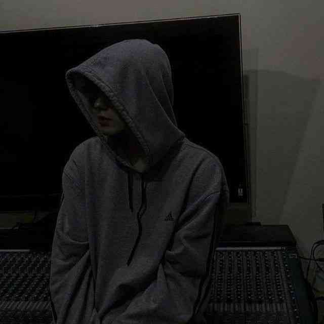 Dostonbek ubs02 90 641 0272