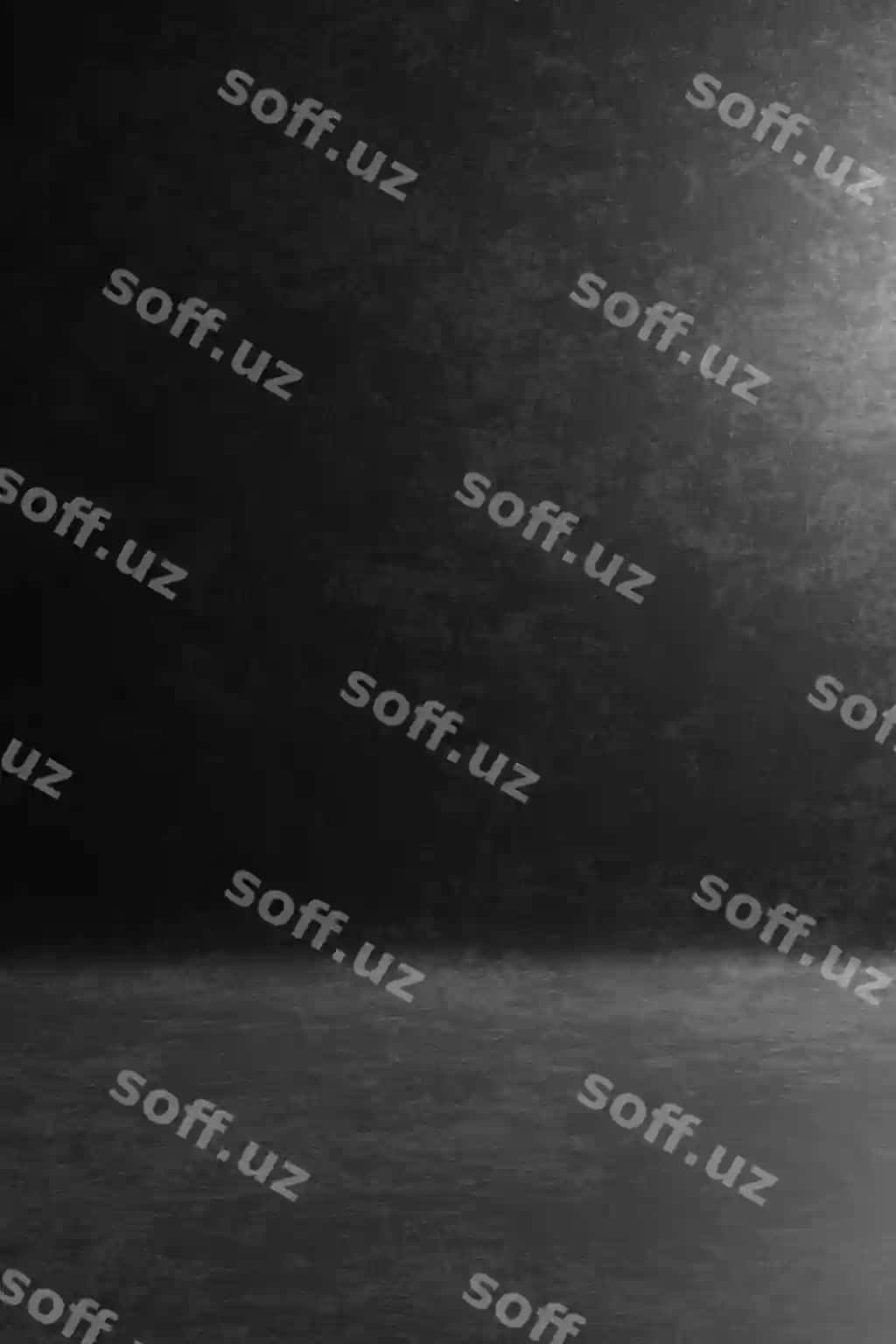 Fotostudiya portreti, orqa fon, chizilgan tekstura, to'q qora kulrang, spot yorug'lik bilan 3D renderlash | Photo studio portrait backdrop background painted scratch texture dark black gray with spot light 3d rendering