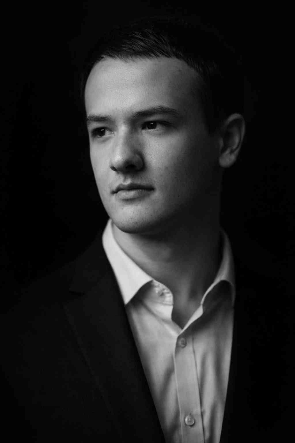 Akrom Rustamov